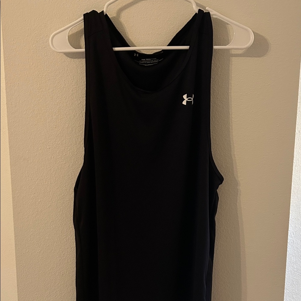 Under Armour Women's Sleek Black Tank Top